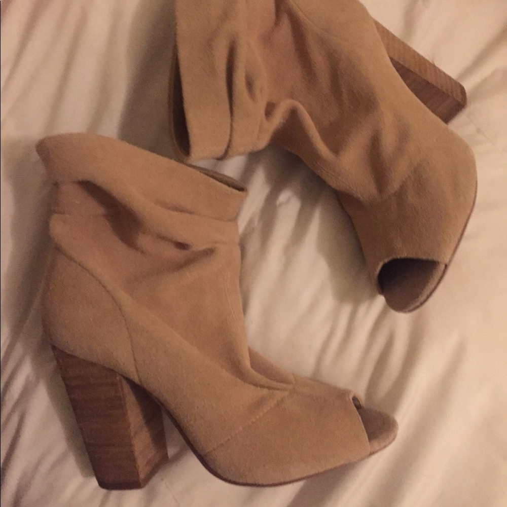 Nine West booties NEW!! Only tried on once